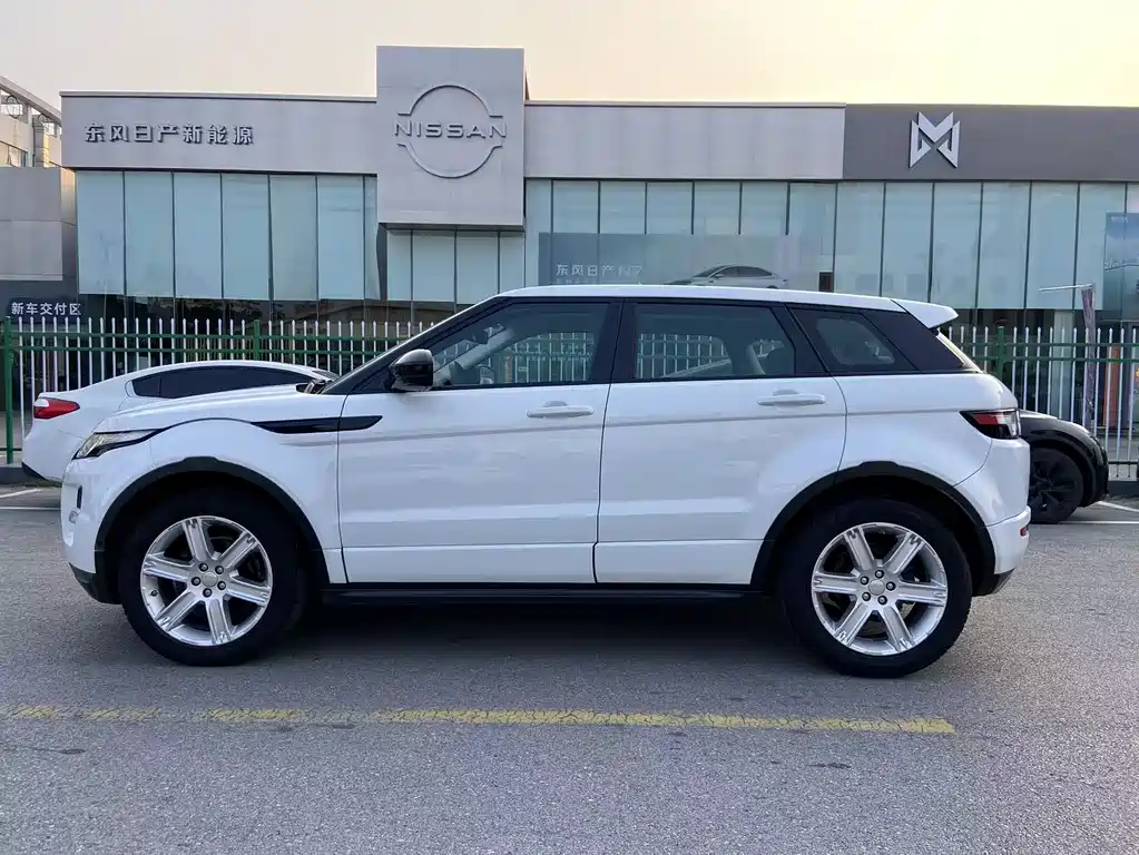 Land Rover Range Rover Evoque 2015 2.0T