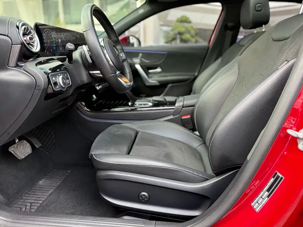 MERCEDES-BENZ A CLASS