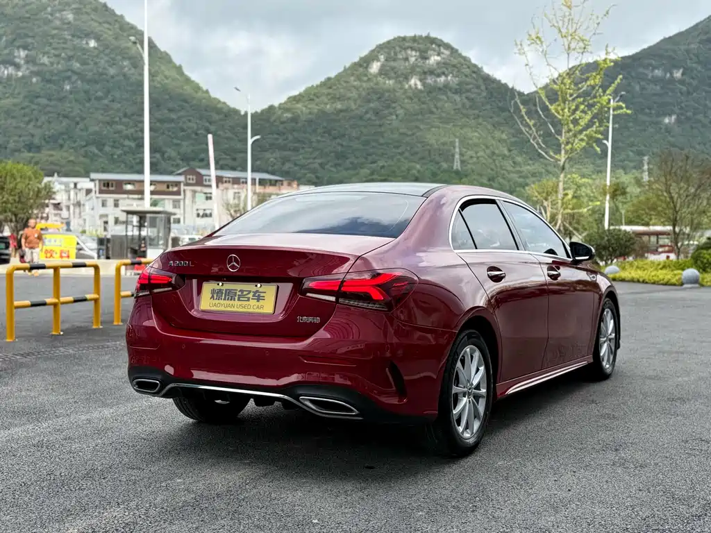 MERCEDES-BENZ A CLASS