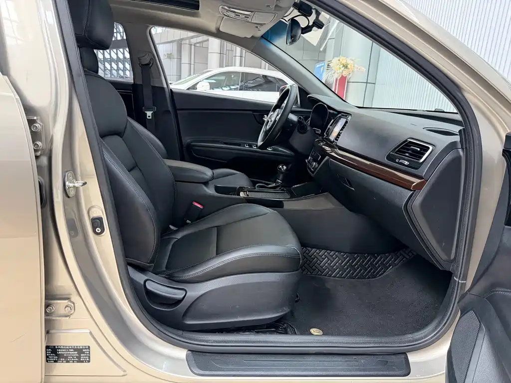 Kia K4 2014 1.8L AT GLS
