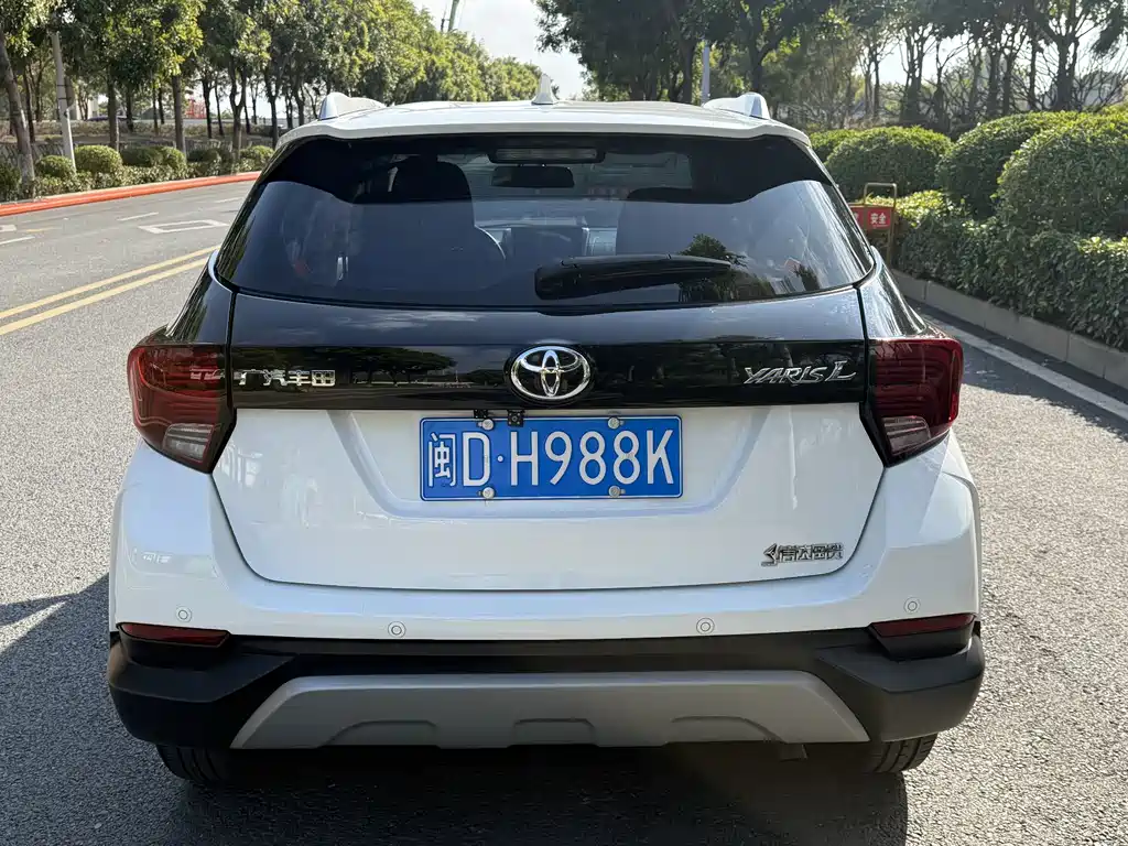 TOYOTA YARIS L ZHIXUAN