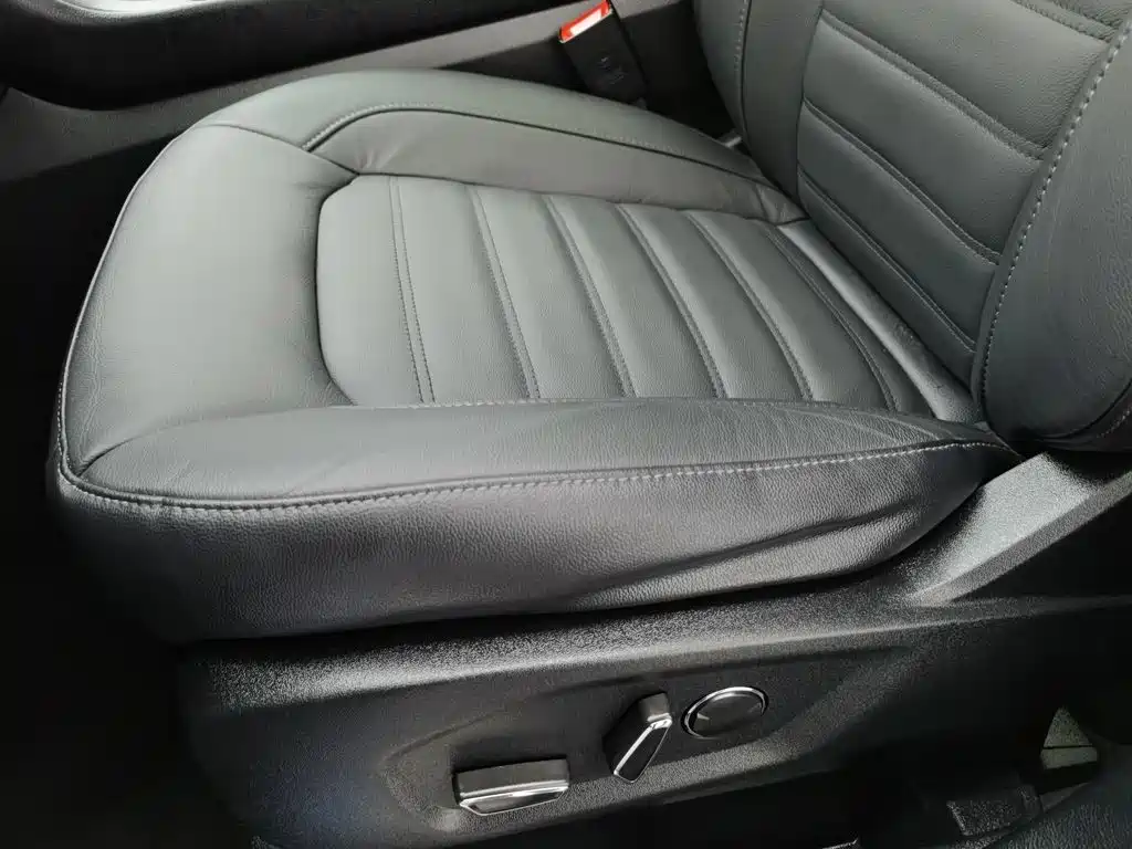 Ford Edge — миниатюра 20