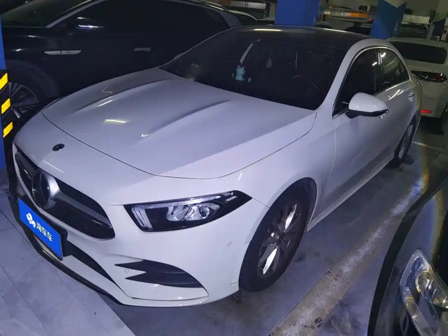 2022 Mercedes-Benz A-klasse - zdjęcie 1 z 16