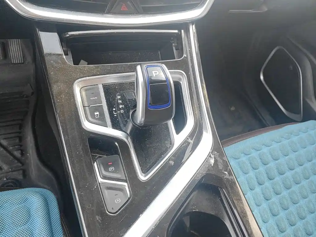 Geely Jia Ji New Energy — миниатюра 14
