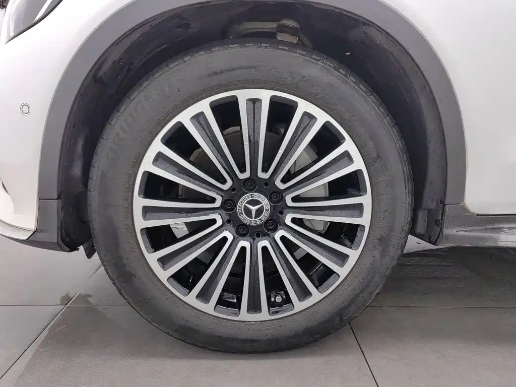 Mercedes-Benz GLC — миниатюра 17
