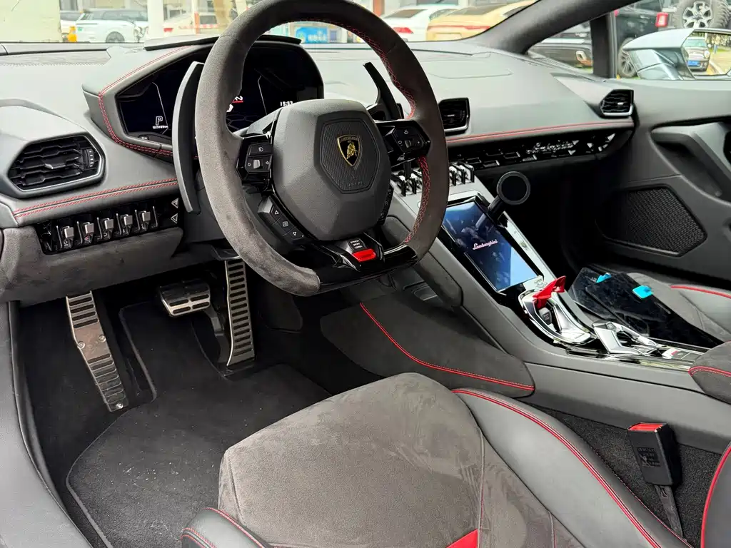 Lamborghini Huracán — миниатюра 5