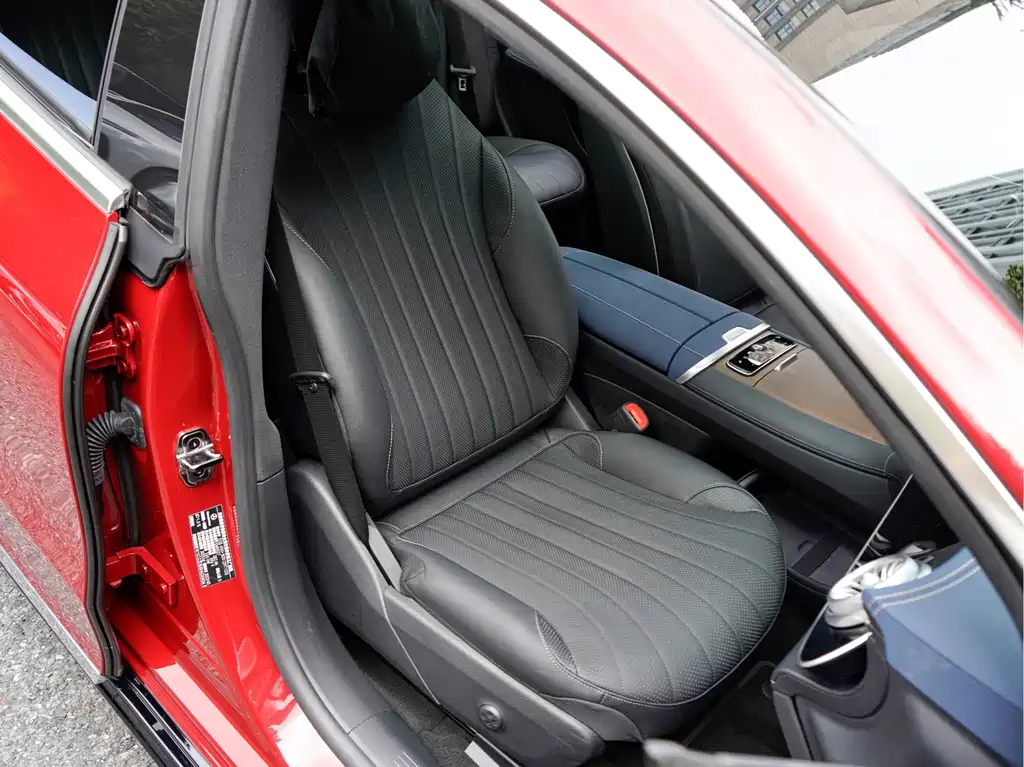 Mercedes-Benz EQS — миниатюра 19