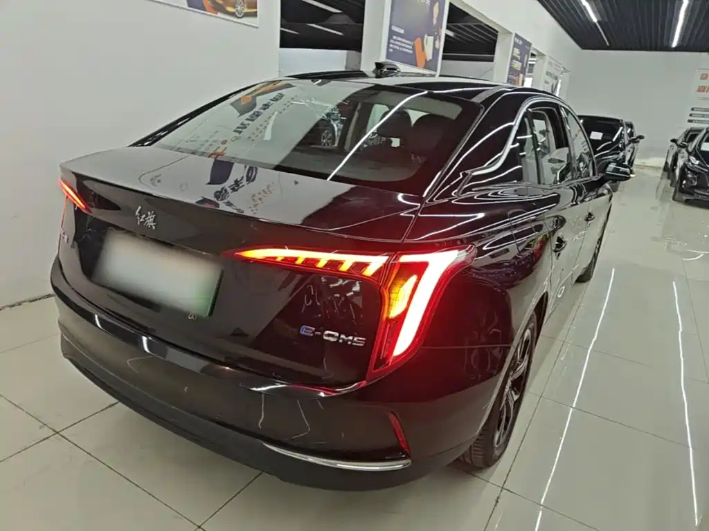 Hongqi Hongqi E-QM5 — миниатюра 7