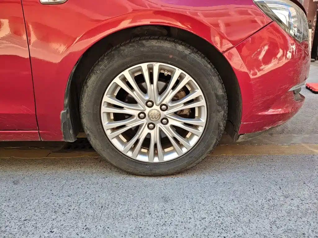 Buick Excelle — миниатюра 8