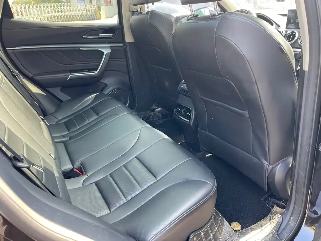 WEI PAI WEI BRAND VV5