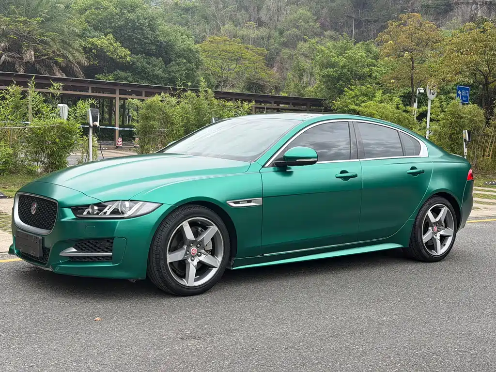 Jaguar XE 2016