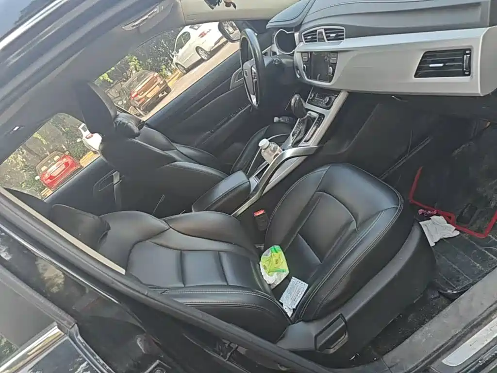 Geely Boyue — миниатюра 25
