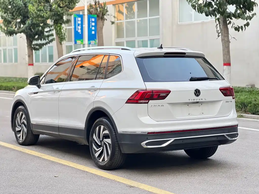 Volkswagen Tiguan L — миниатюра 4