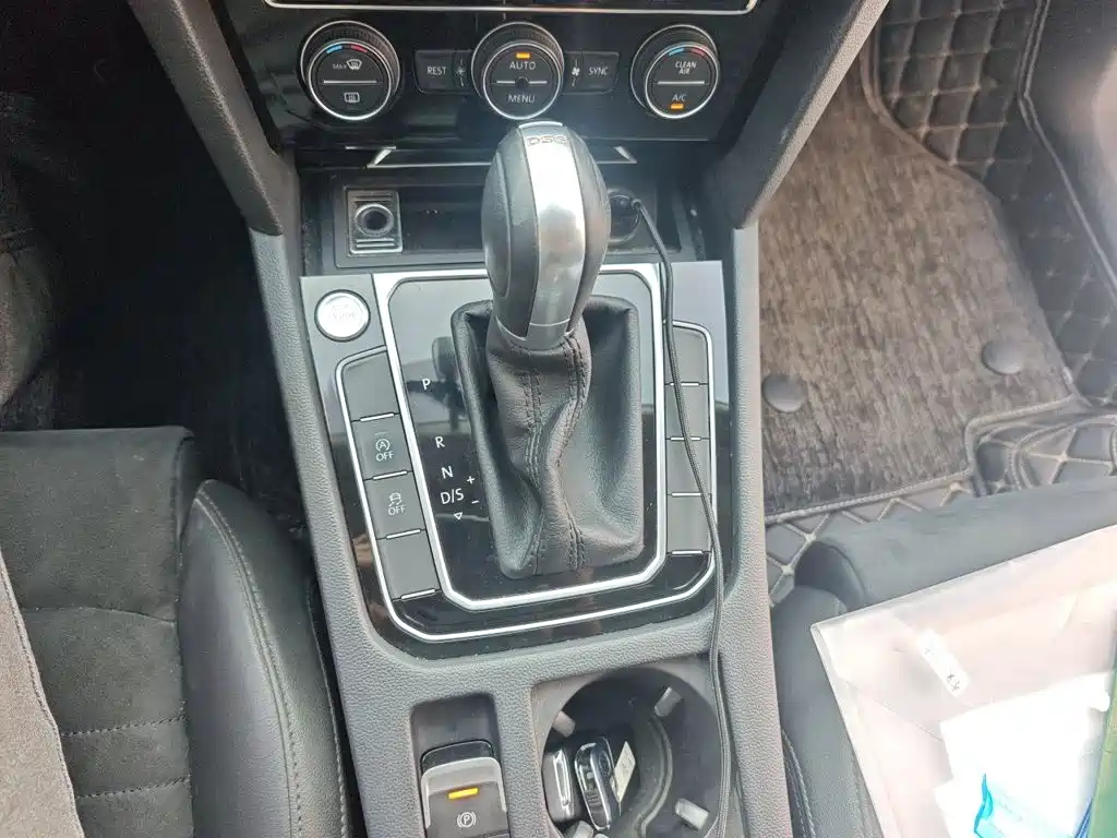 Volkswagen Magotan — миниатюра 10