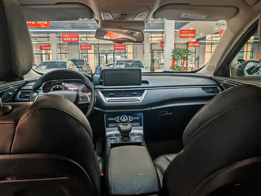 Hongqi H5 2020 1.8T AT