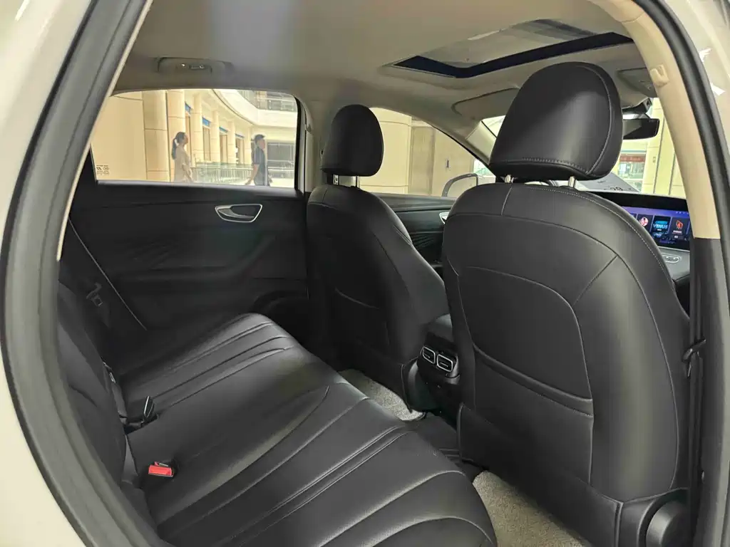 Roewe D7 — миниатюра 7