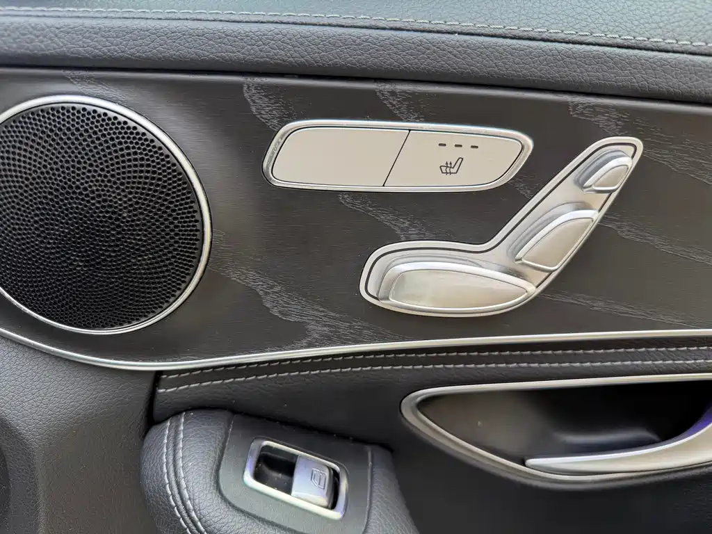 Mercedes-Benz C-Class — миниатюра 9