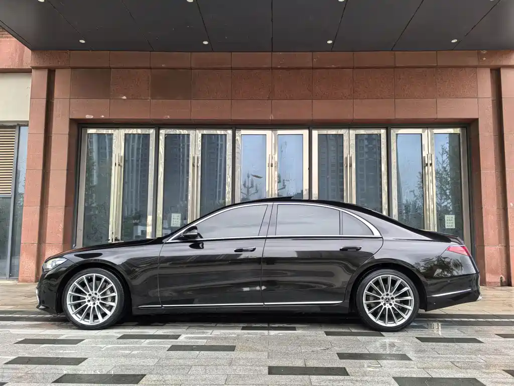 MERCEDES-BENZ S CLASS