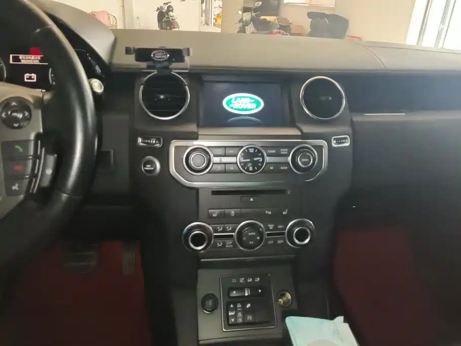 Land Rover Discovery — миниатюра 13