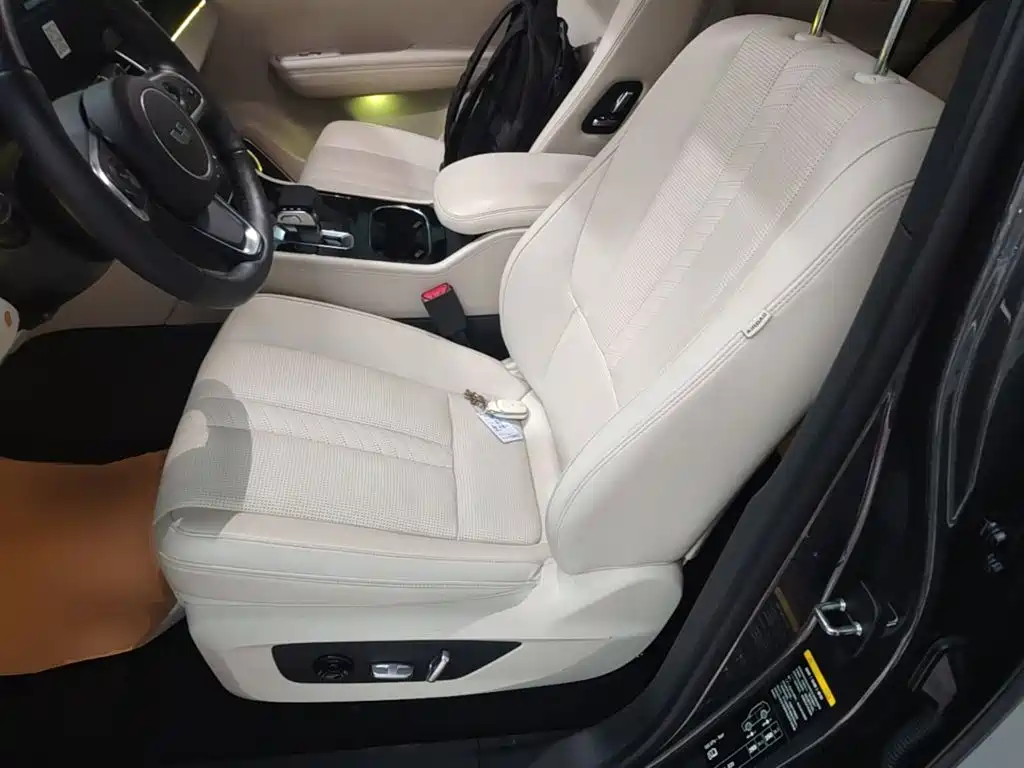 Li Auto Li ONE — миниатюра 15
