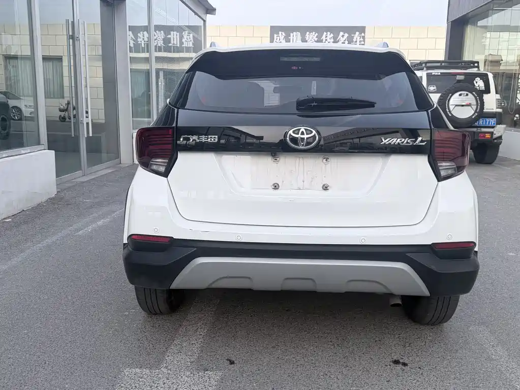 TOYOTA YARIS L ZHIXUAN