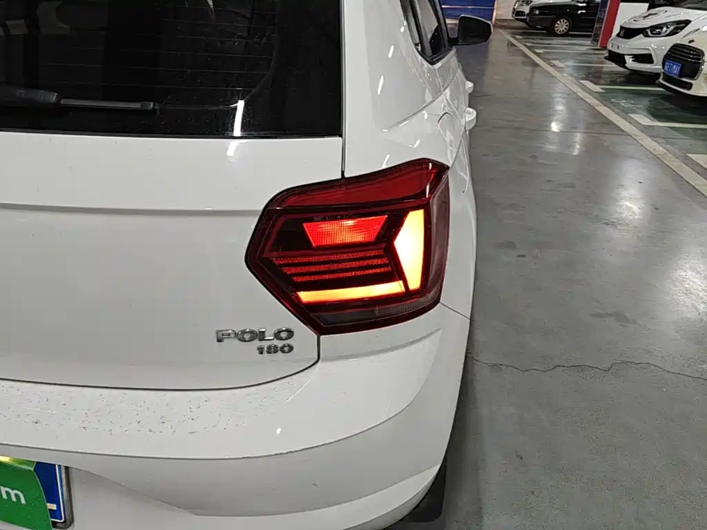 Volkswagen Polo — миниатюра 8