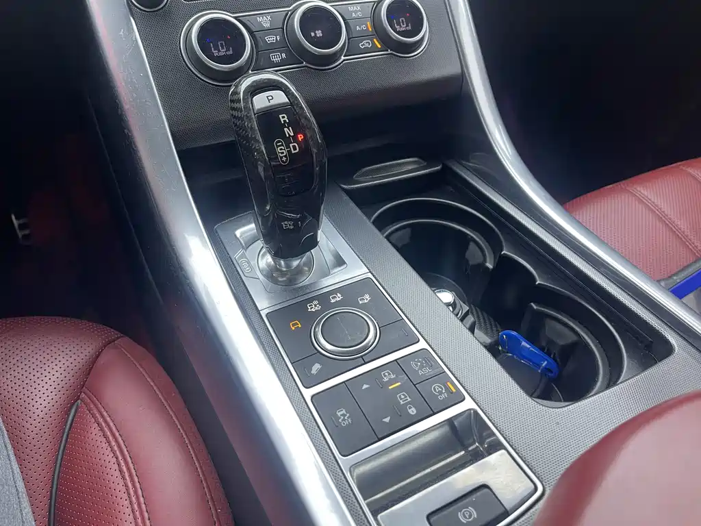 Land Rover Sport — миниатюра 11