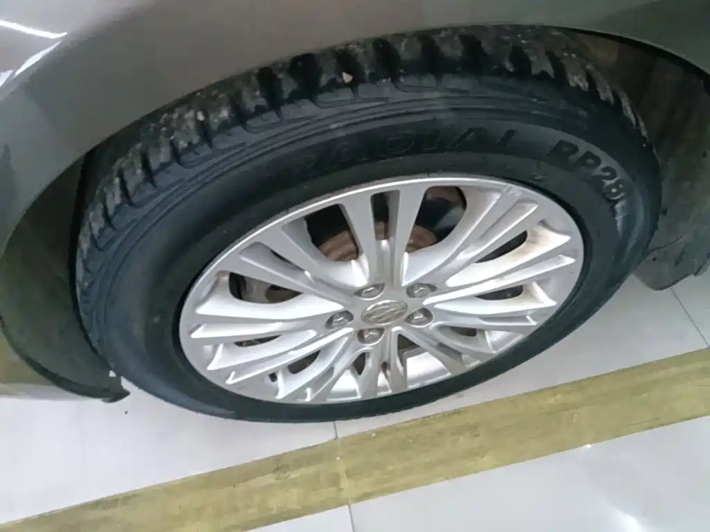 Buick Excelle — миниатюра 23