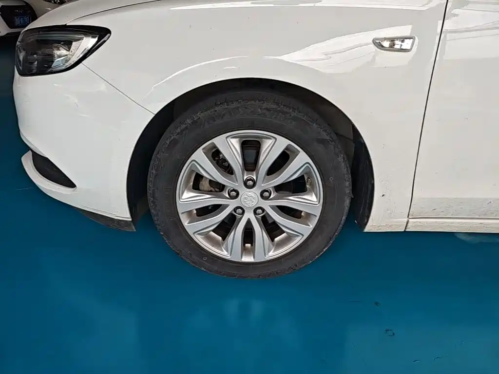 Buick Excelle — миниатюра 25