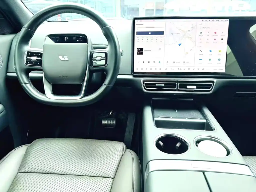 Li Auto L8 2023 Pro