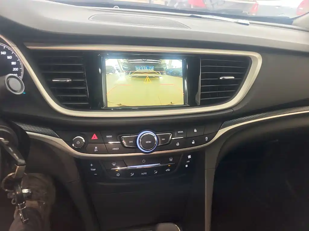 Buick Excelle — миниатюра 13