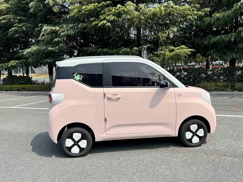 Wuling MINIEV — миниатюра 7