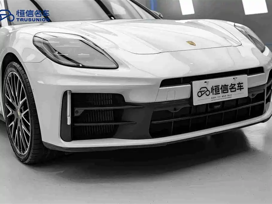 Porsche Panamera — миниатюра 9