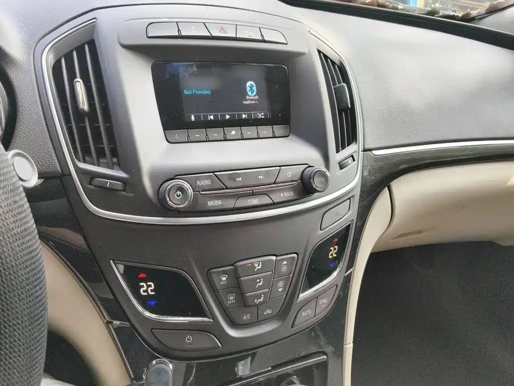 Buick Regal — миниатюра 6
