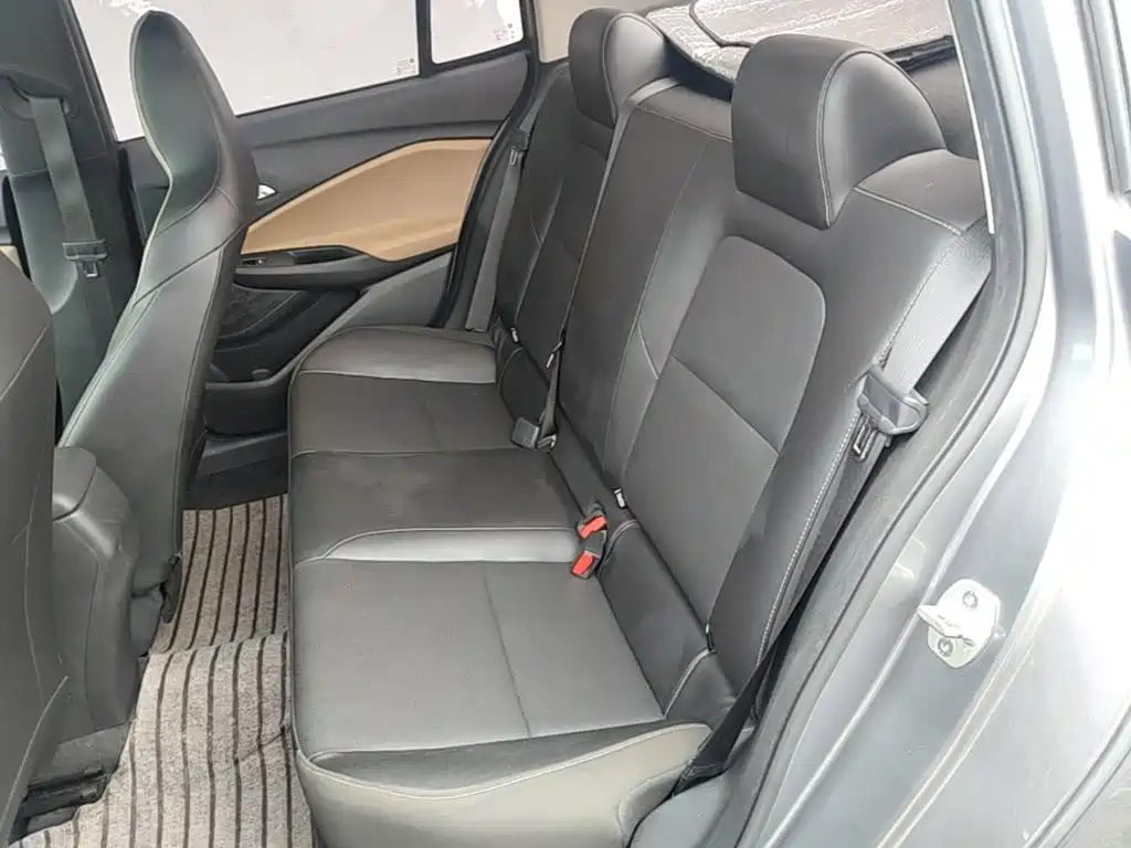 Chevrolet Cavalier — миниатюра 17