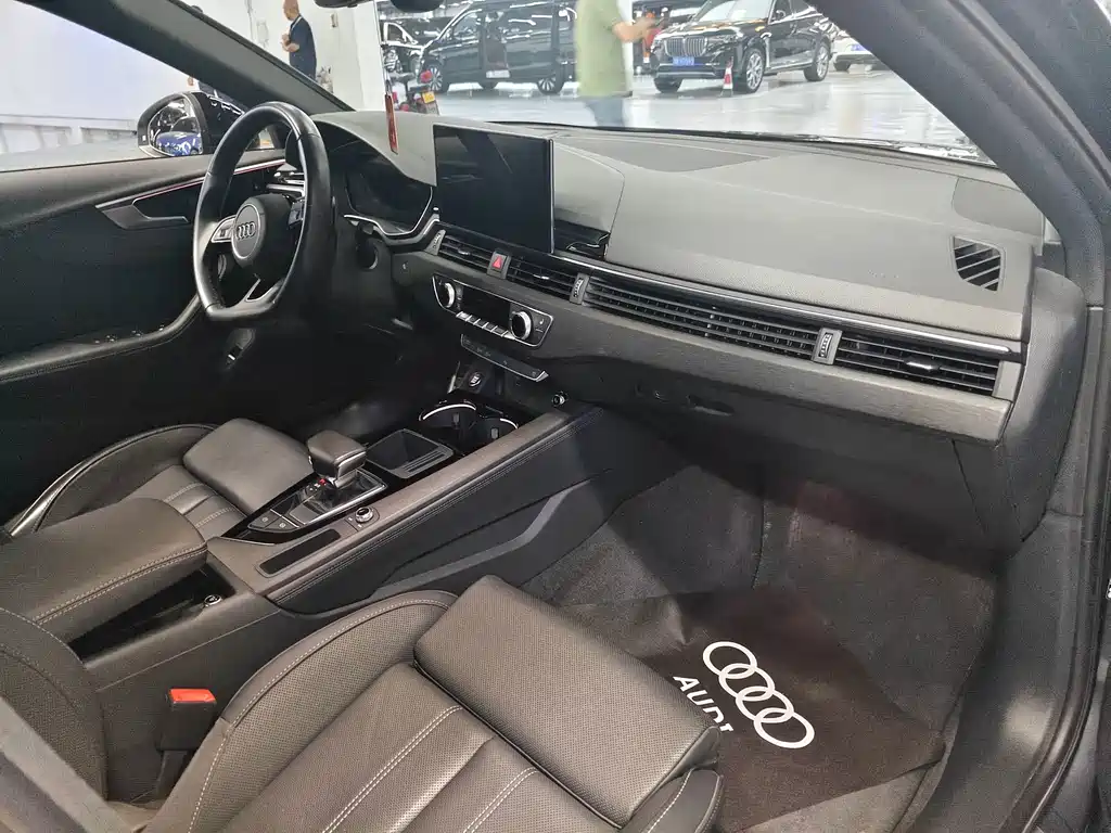 Audi A4L — миниатюра 23