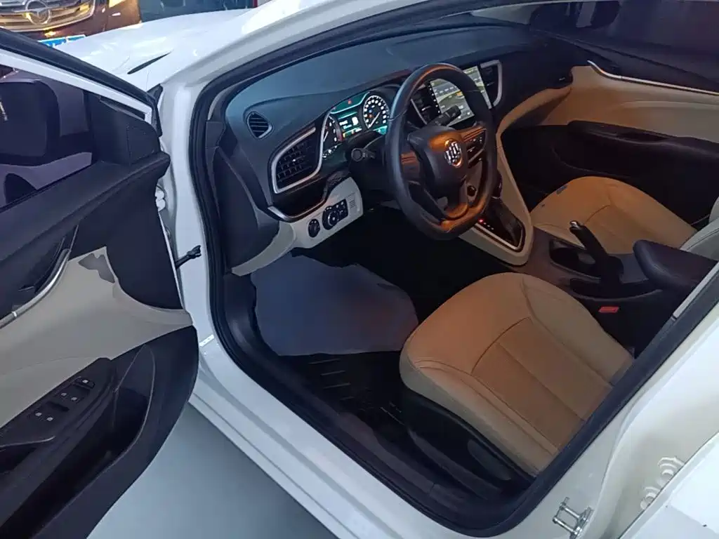 Buick Excelle — миниатюра 16