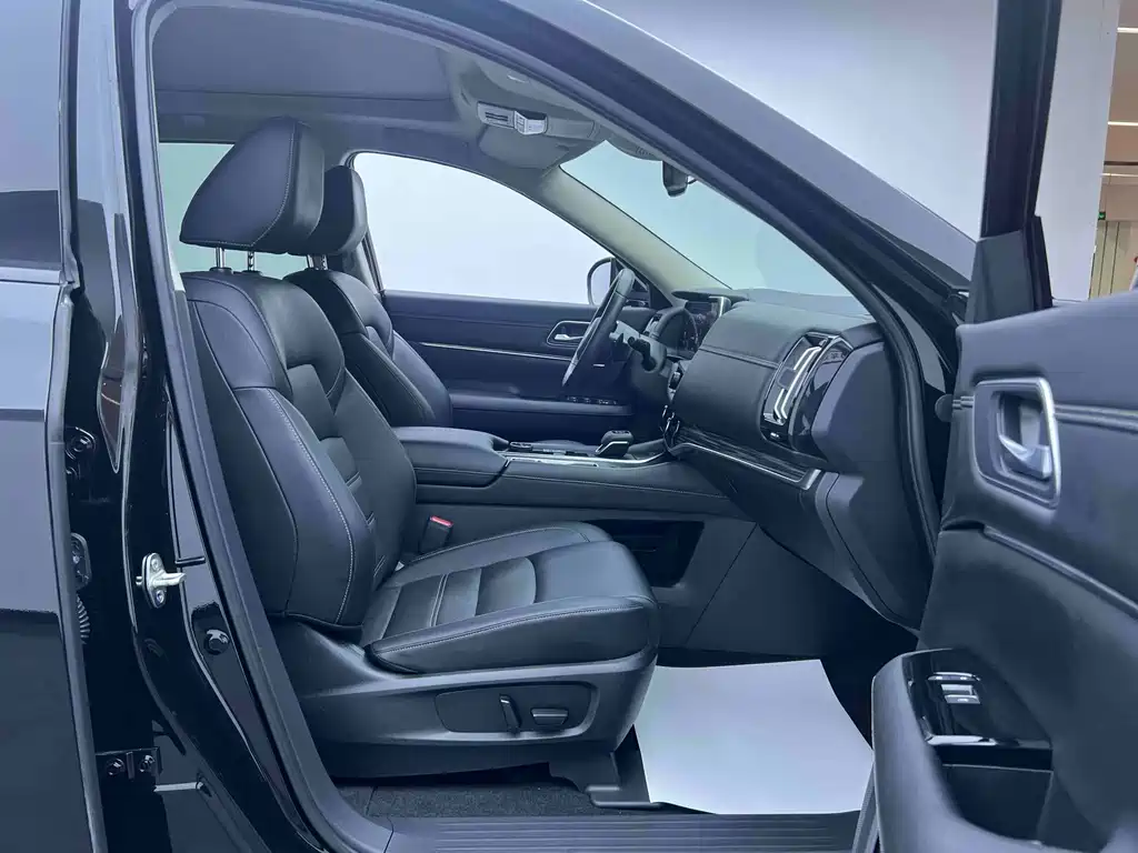 Nissan Teramont — миниатюра 23