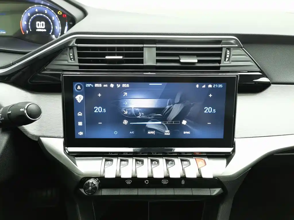 Peugeot 408 — миниатюра 12