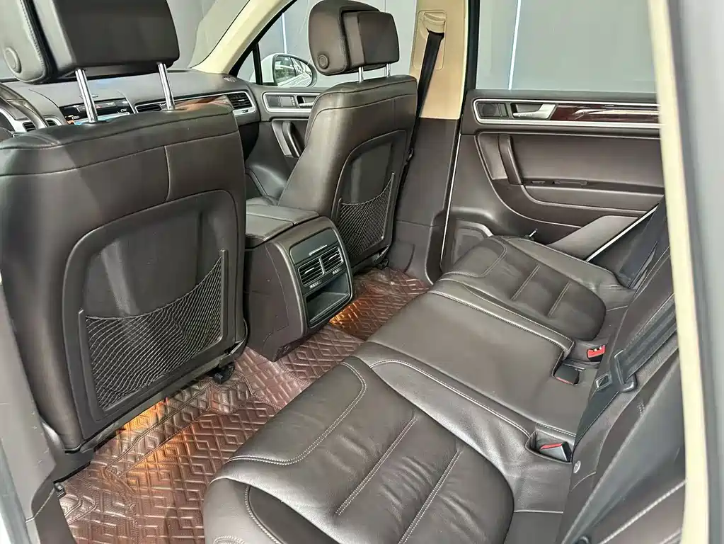 Volkswagen Touareg 2011 3.0TSI