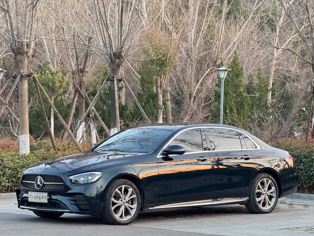 Mercedes-Benz E-Class 2023