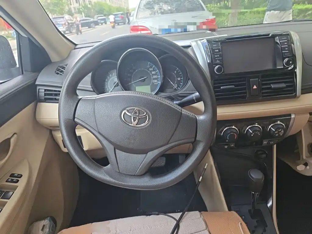 Toyota Vios — миниатюра 7