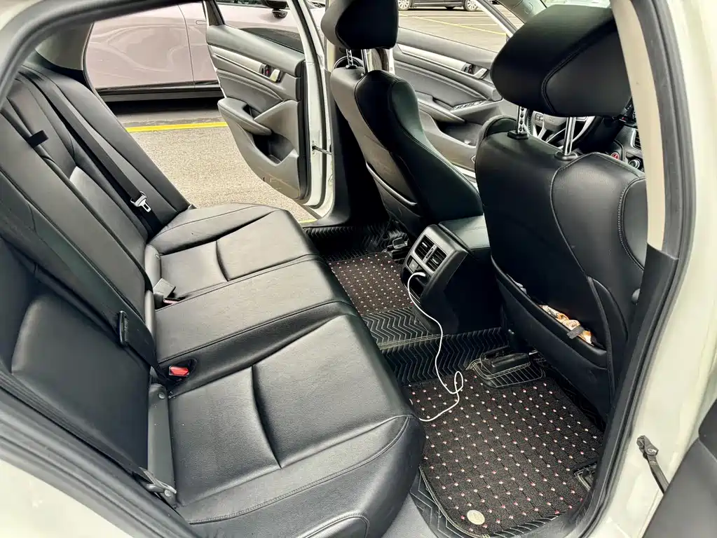 Honda Accord 2022 260TURBO Luxury