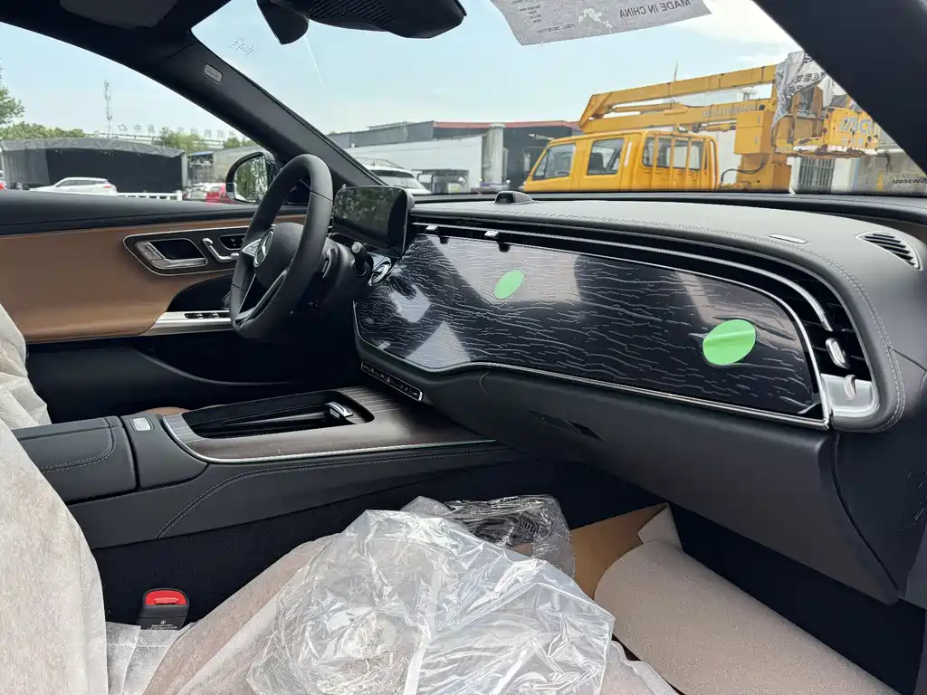 Mercedes-Benz E-Class E 2026 E 300 L Luxury
