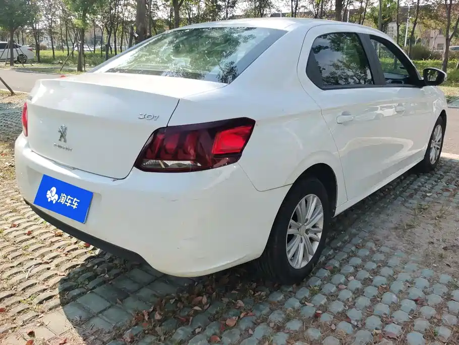 Peugeot 301 — миниатюра 3