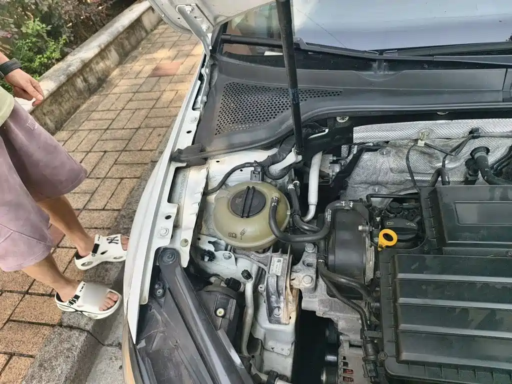 Volkswagen Golf — миниатюра 19