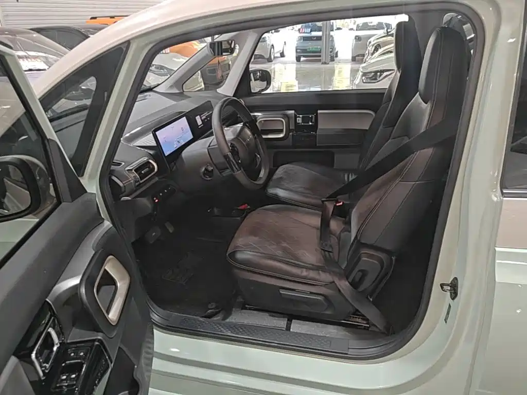 Baojun KiWi EV — миниатюра 15