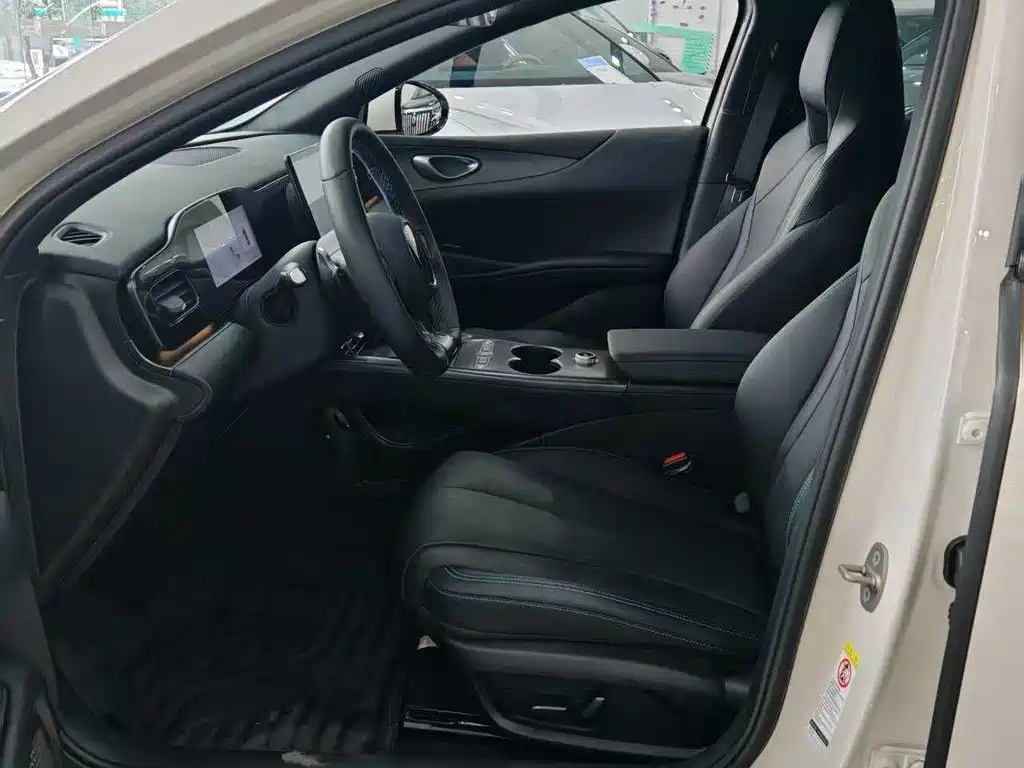 BYD SEAL 06 NEW ENERGY