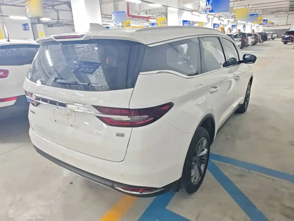 Geely Jiaji 2022 1.8TD DCT Platinum Luxury