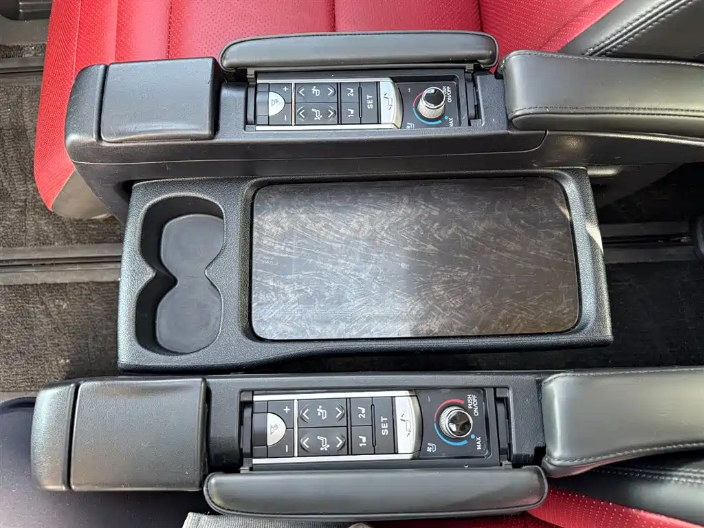 Toyota Alphard — фотографии объявления, Фото 22